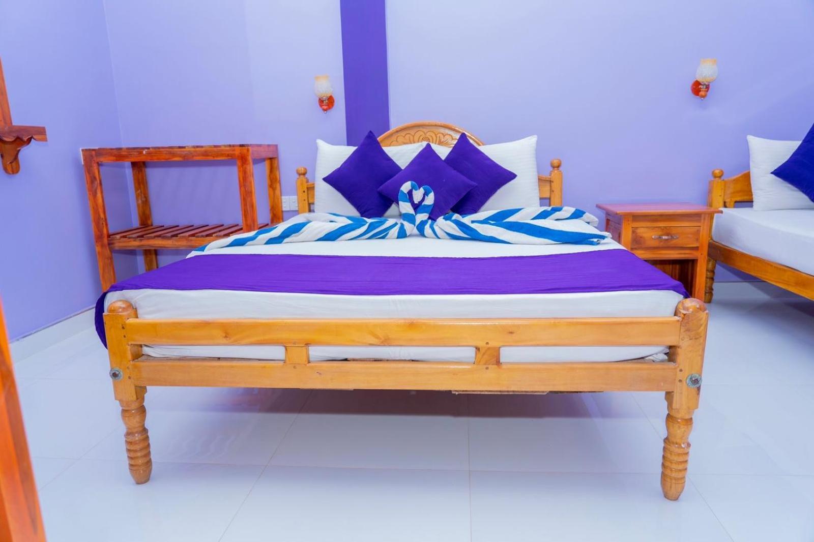 Snp Star Guest House Trincomalee Exterior photo