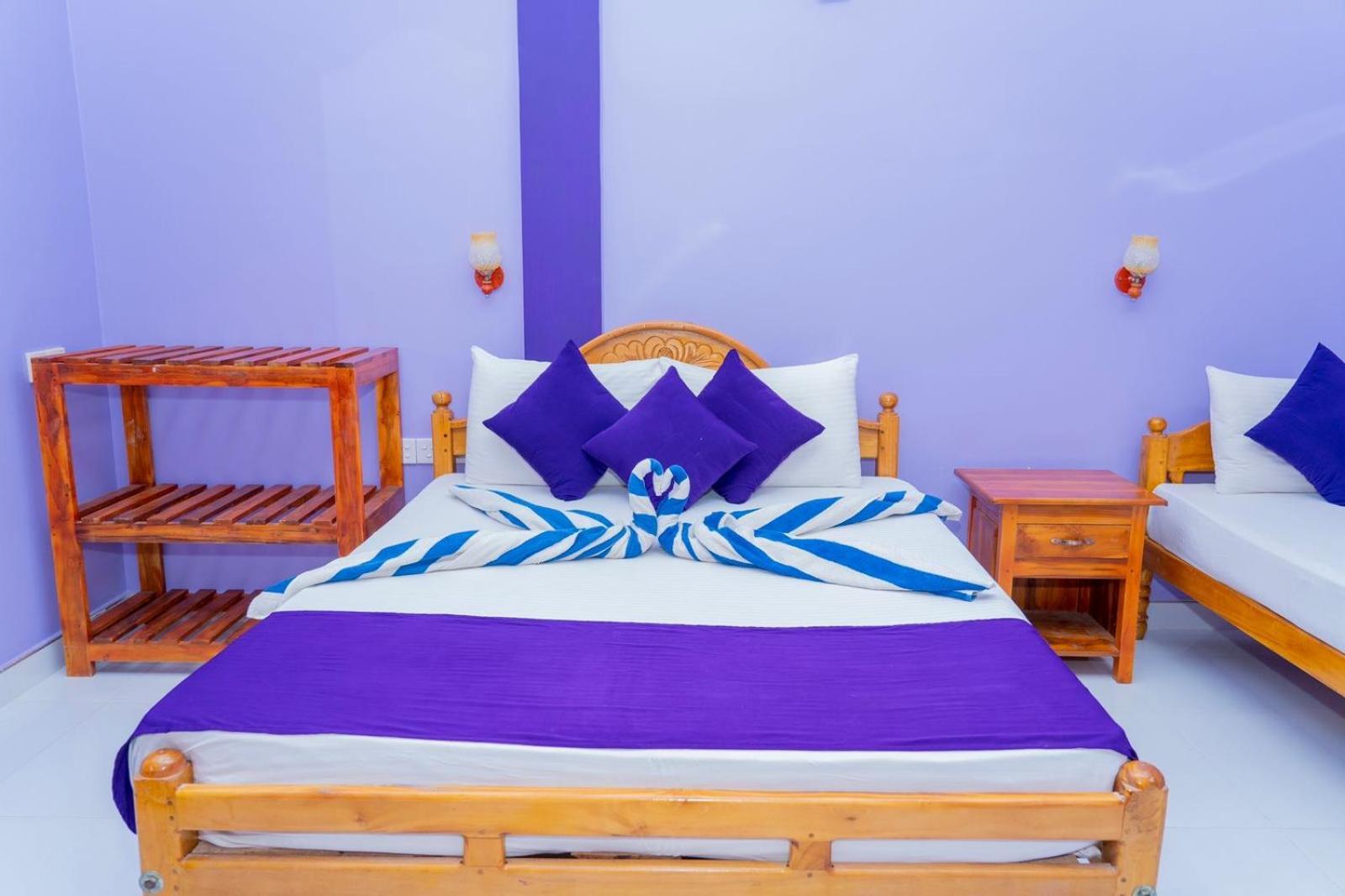 Snp Star Guest House Trincomalee Exterior photo
